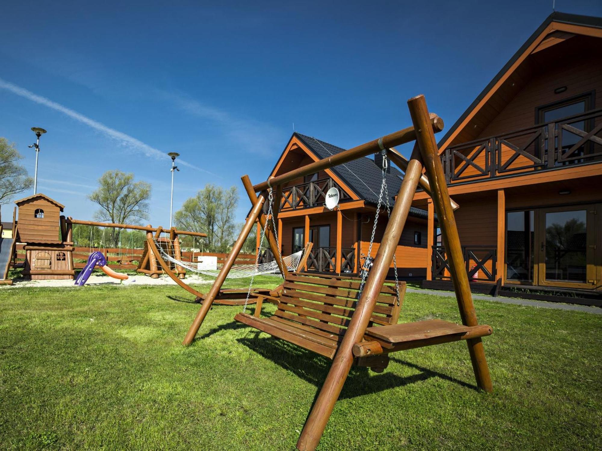 Sea View Holiday Home In Mielno With Balcony Екстериор снимка